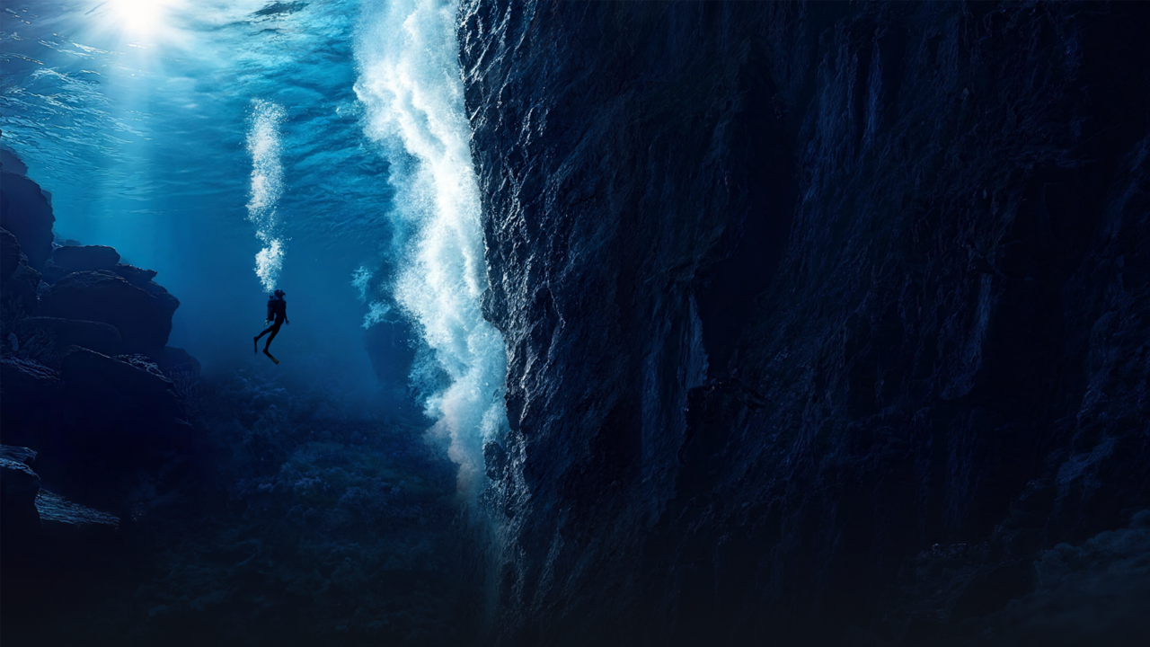 How Is a Diving Watch Different from a Regular Waterproof Watch?